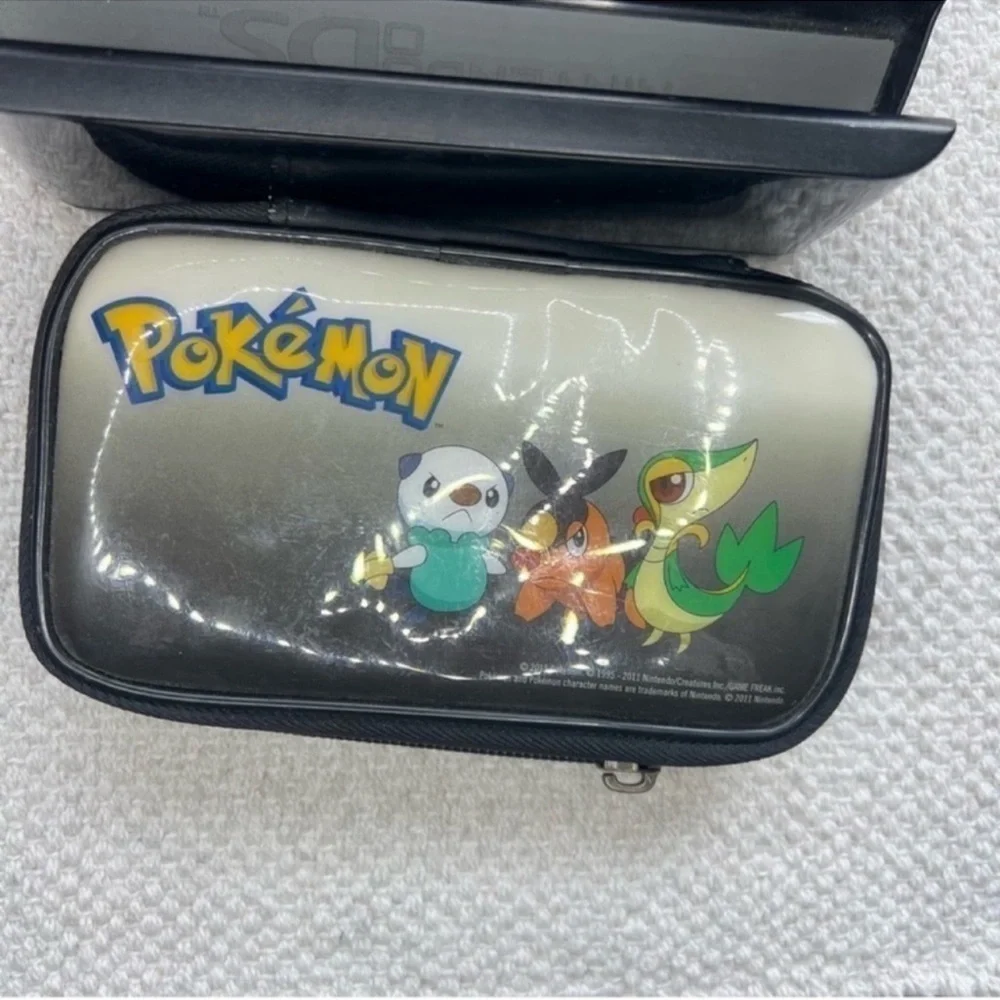 Nintendo 3DS Pokémon Bundle
